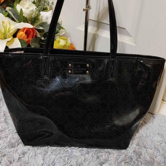 Kate Spade patent leather Tote - Picture 3 of 10